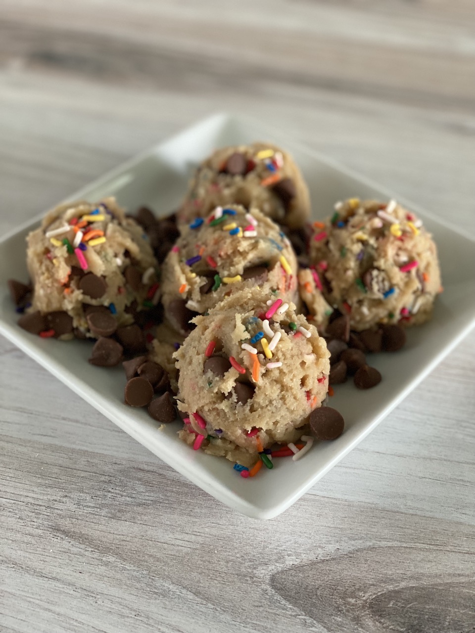Easy Edible Cookie Dough - Eazy Peazy Lemon Squeezee